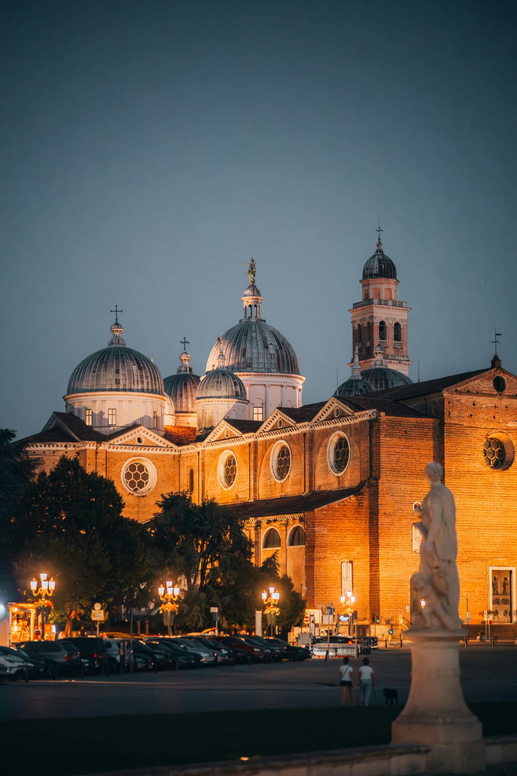 Basílica de San Antonio de Padua, destino final de la peregrinación a la Ruta Franciscana desde Málaga